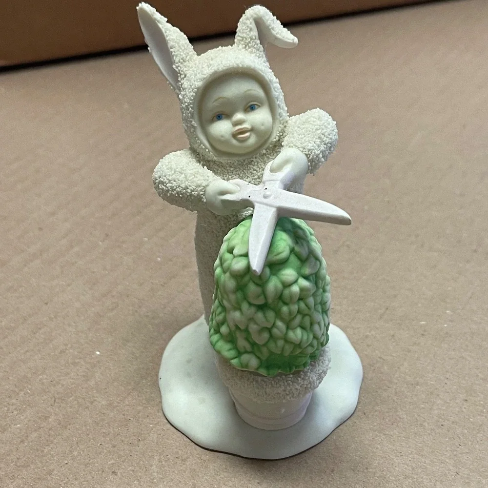 Vintage Dept. 56 Snowbunnies Just A Little Off The Top Set Hedge Trimming No Box
